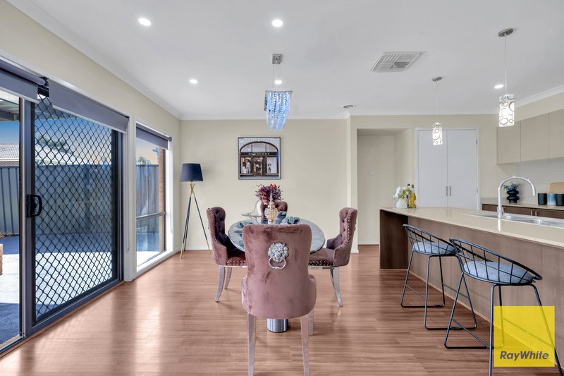 Photo - 7 Zara Avenue, Tarneit VIC 3029 - Image 11