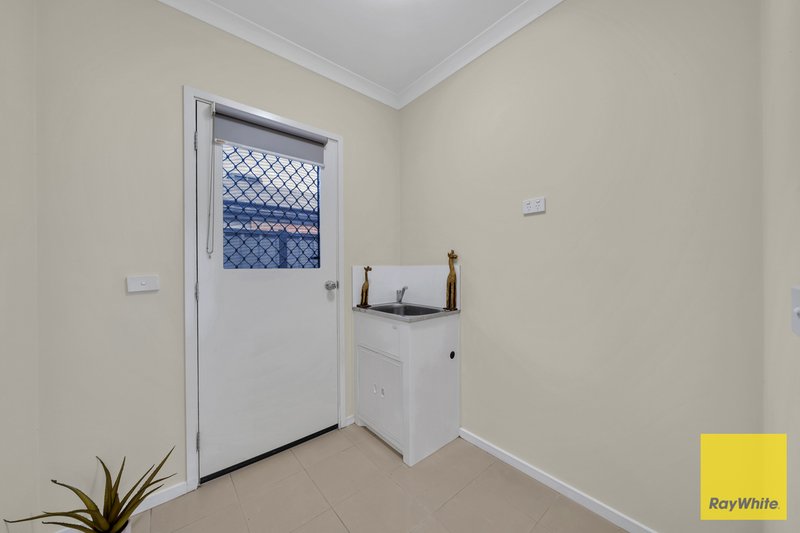 Photo - 7 Zara Avenue, Tarneit VIC 3029 - Image 19