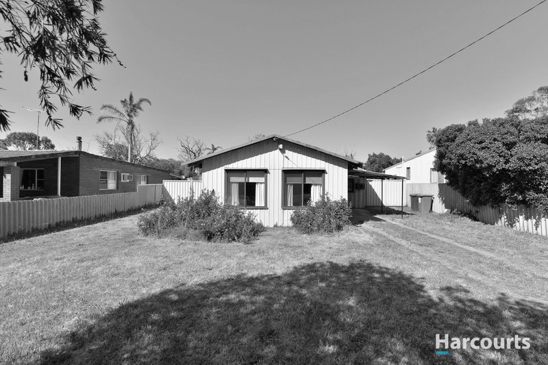 7 Zavia Street, Falcon WA 6210