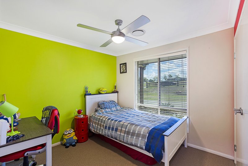 Photo - 7 Zeller Avenue, Preston QLD 4352 - Image 9