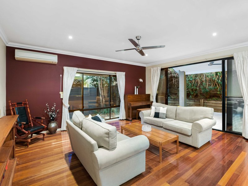 Photo - 70 Ardes Street, Chapel Hill QLD 4069 - Image 5