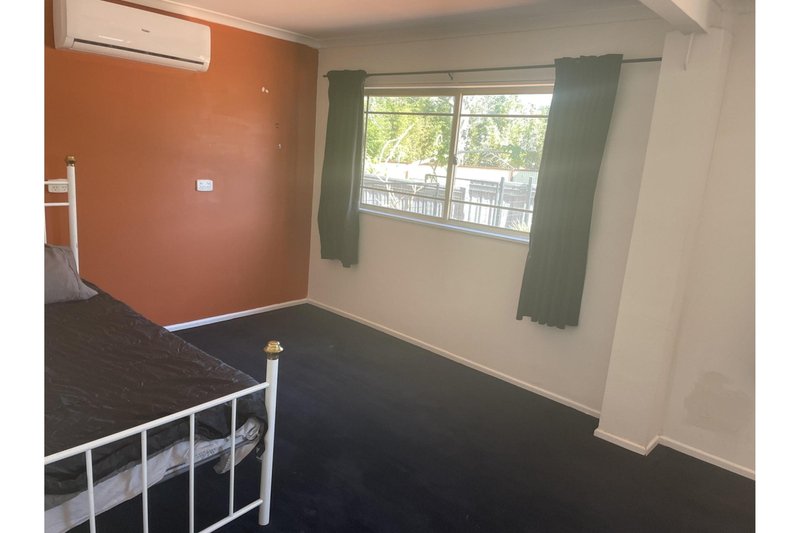 Photo - 70 Ashton Street, Logan Central QLD 4114 - Image 14