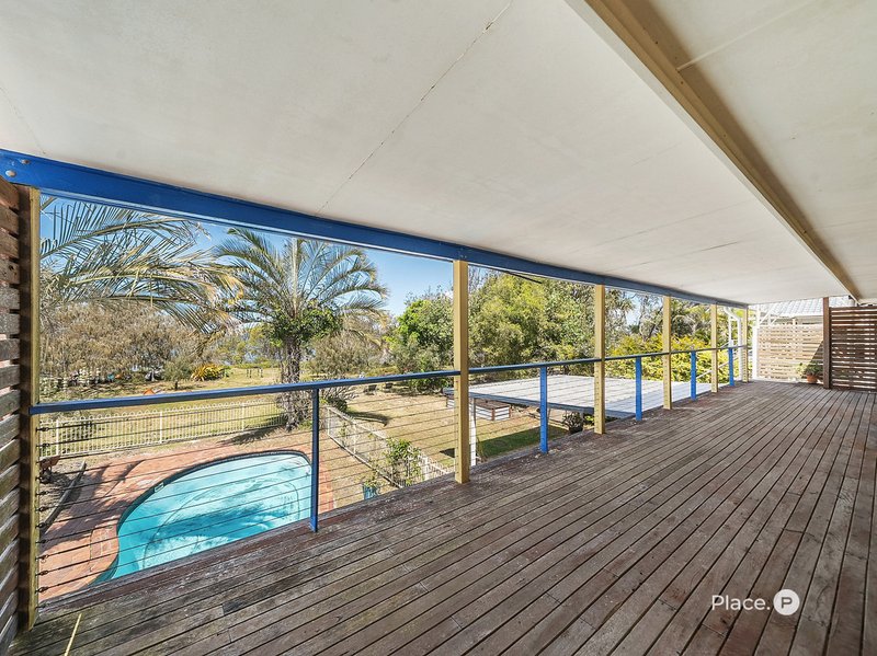 Photo - 70 Bayside Drive, Beachmere QLD 4510 - Image 21