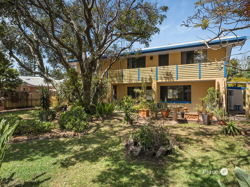 Photo - 70 Bayside Drive, Beachmere QLD 4510 - Image 31