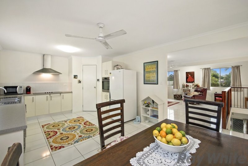 Photo - 70 Bayview Terrace, Deception Bay QLD 4508 - Image 2