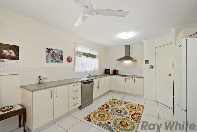 Photo - 70 Bayview Terrace, Deception Bay QLD 4508 - Image 3