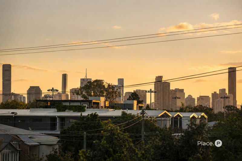 Photo - 70 Belgrave Street, Morningside QLD 4170 - Image 4
