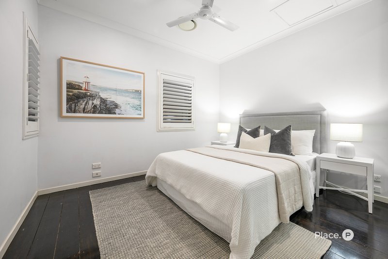 Photo - 70 Belgrave Street, Morningside QLD 4170 - Image 14