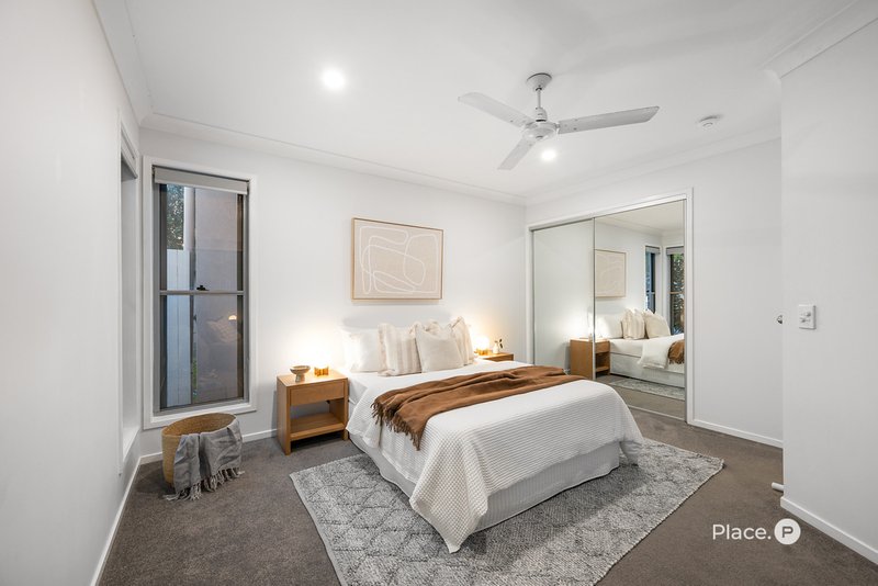 Photo - 70 Belgrave Street, Morningside QLD 4170 - Image 18