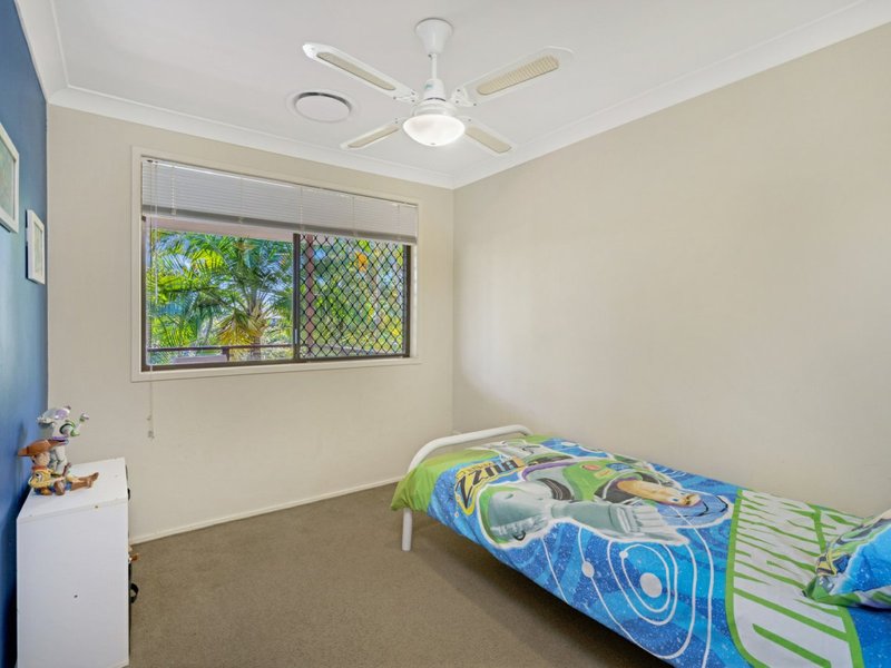 Photo - 70 Binalong Drive, Ashmore QLD 4214 - Image 15