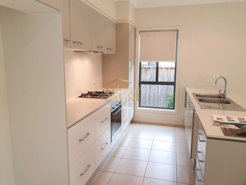 Photo - 70 Botanica Drive, Lidcombe NSW 2141 - Image 2