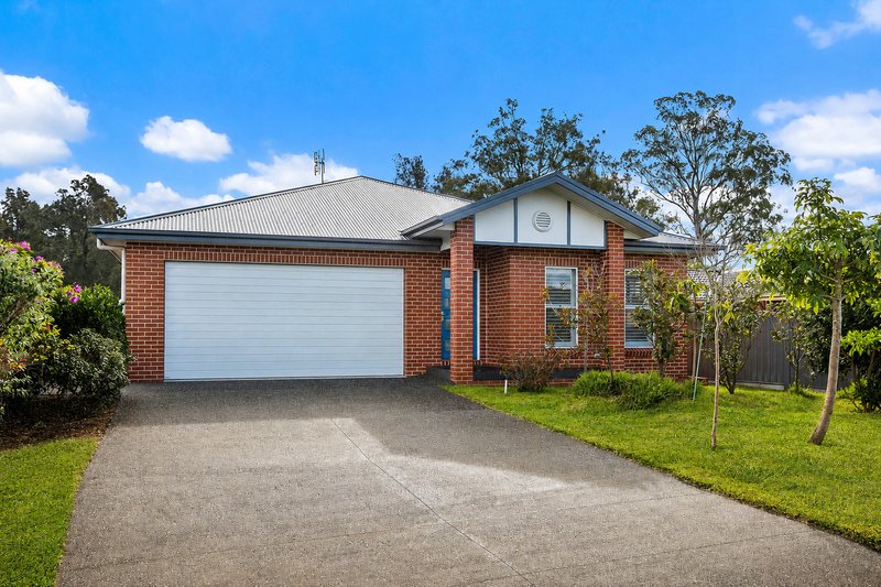 Photo - 70 Brigadoon Circuit, Oak Flats NSW 2529 - Image 1