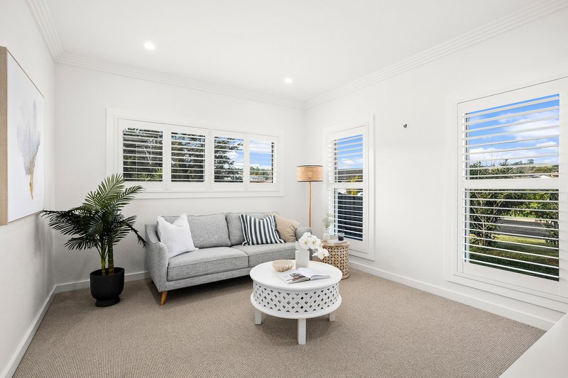 Photo - 70 Brigadoon Circuit, Oak Flats NSW 2529 - Image 4