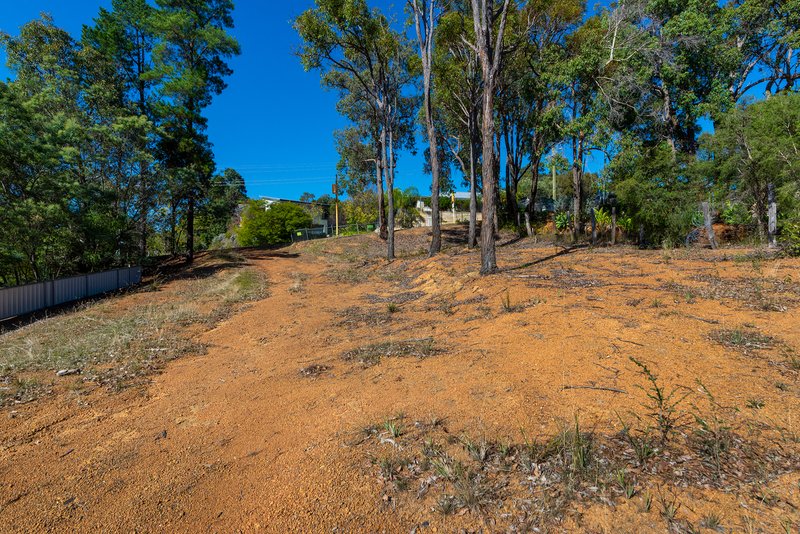 Photo - 70 Carey Street, Nannup WA 6275 - Image 4