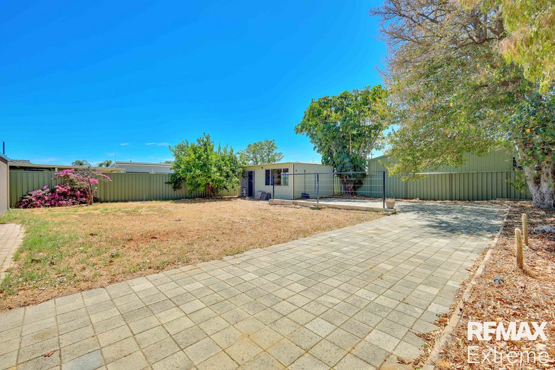 Photo - 70 Carisbrooke Street, Maddington WA 6109 - Image 21