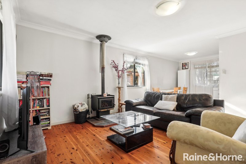 Photo - 70 Caroline Street, Kingsgrove NSW 2208 - Image 6