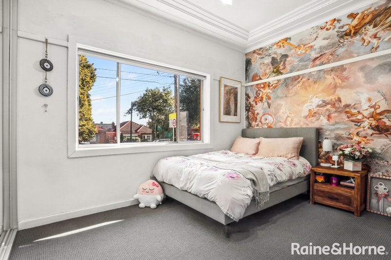 Photo - 70 Caroline Street, Kingsgrove NSW 2208 - Image 8