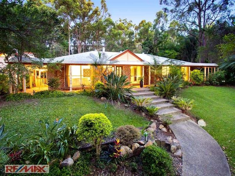 70 Cashmere Lane, Cashmere QLD 4500