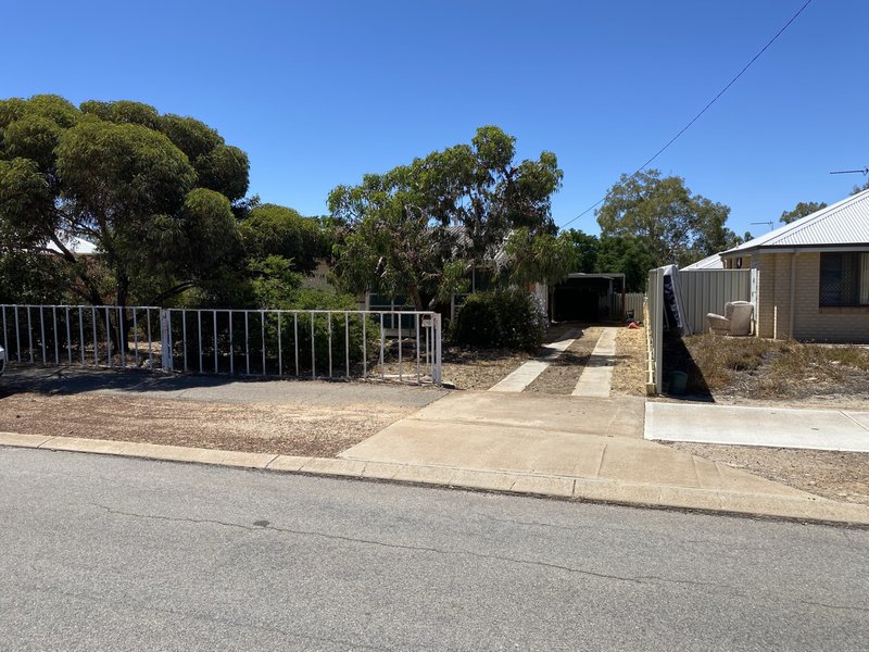 Photo - 70 Caw Street, Merredin WA 6415 - Image 17