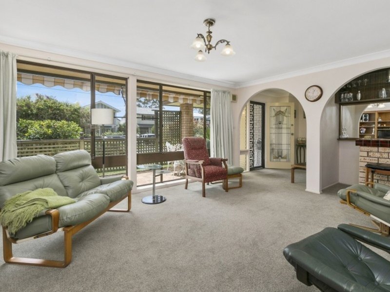 Photo - 70 Clarke Street, Narrabeen NSW 2101 - Image 3