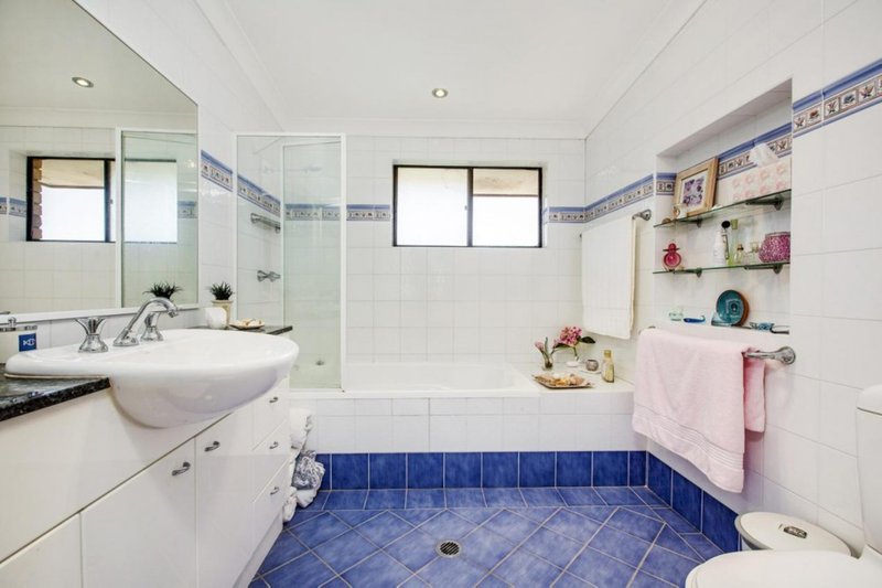 Photo - 70 Cleveland Avenue, Cromer Heights NSW 2099 - Image 7