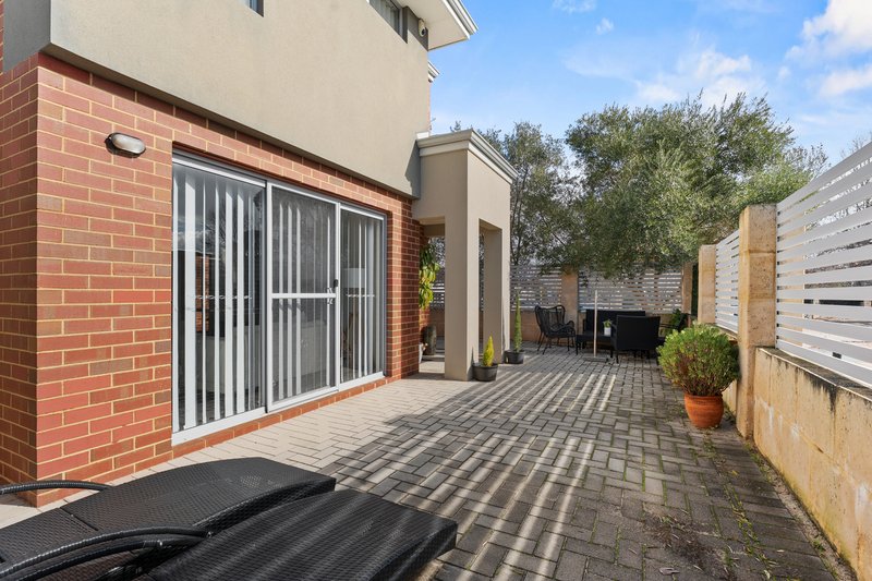 Photo - 70 Clyde Avenue, Baldivis WA 6171 - Image 3