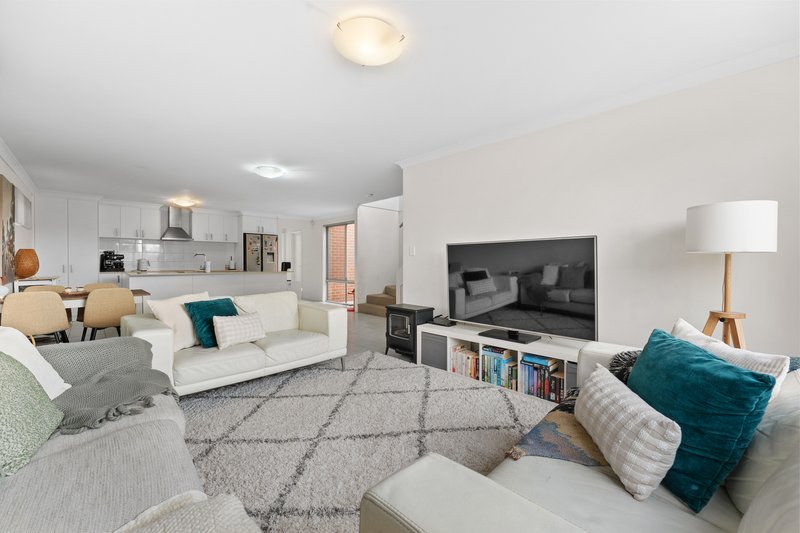 Photo - 70 Clyde Avenue, Baldivis WA 6171 - Image 8