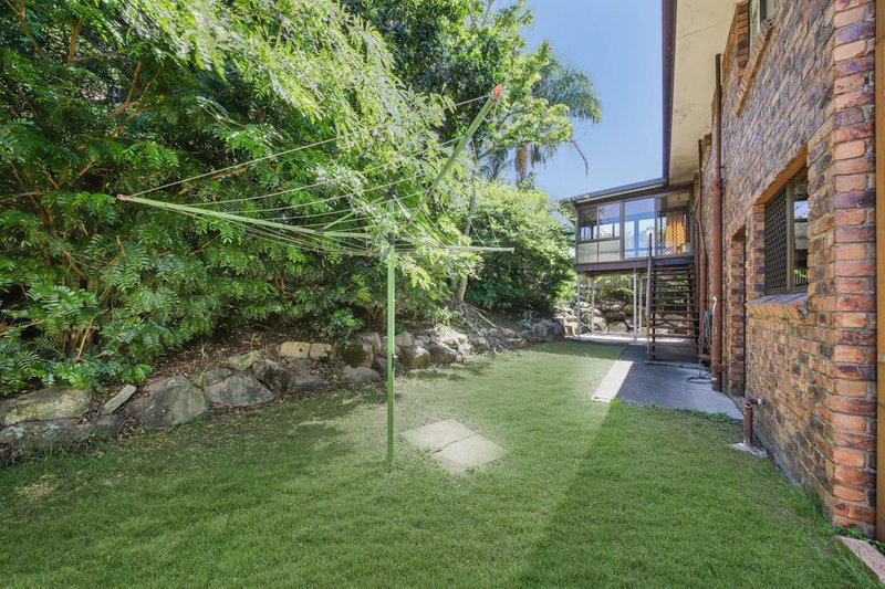 Photo - 70 Collins Road, Everton Hills QLD 4053 - Image 12