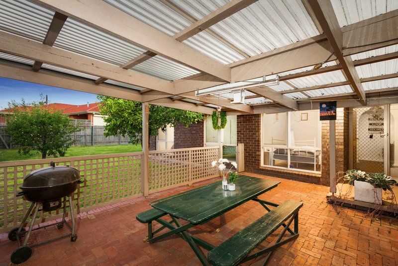 Photo - 70 Columbia Drive, Wheelers Hill VIC 3150 - Image 8