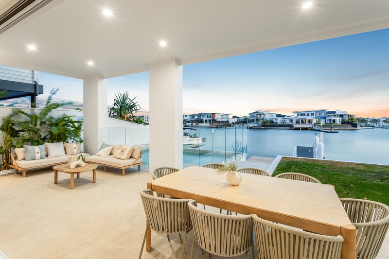 Photo - 70 Coolum Parade, Newport QLD 4020 - Image 6