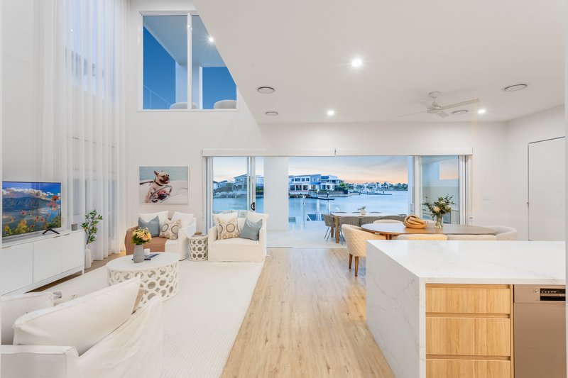 Photo - 70 Coolum Parade, Newport QLD 4020 - Image 13