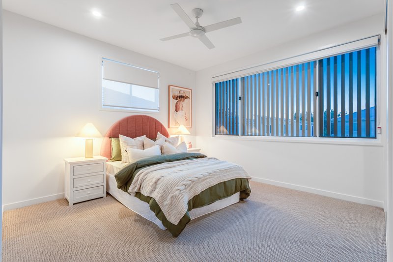 Photo - 70 Coolum Parade, Newport QLD 4020 - Image 25