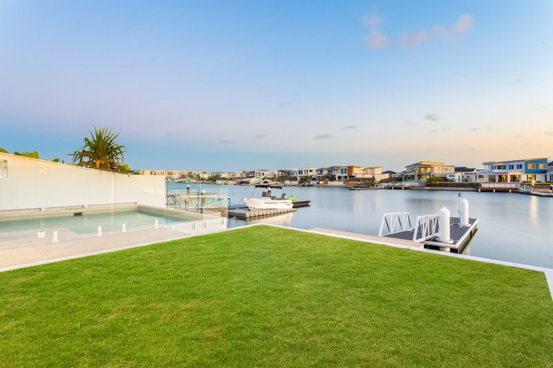 Photo - 70 Coolum Parade, Newport QLD 4020 - Image 30