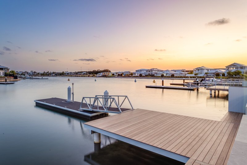 Photo - 70 Coolum Parade, Newport QLD 4020 - Image 31