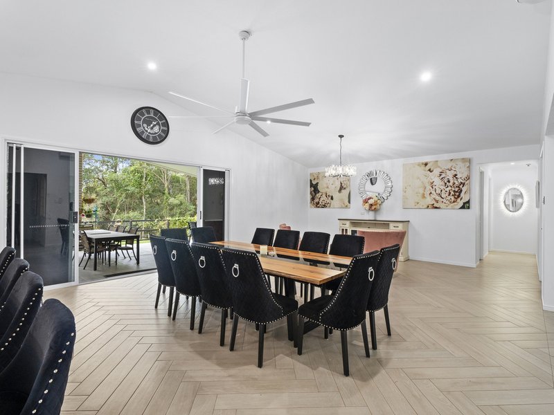 Photo - 70 Country Crescent, Nerang QLD 4211 - Image 4