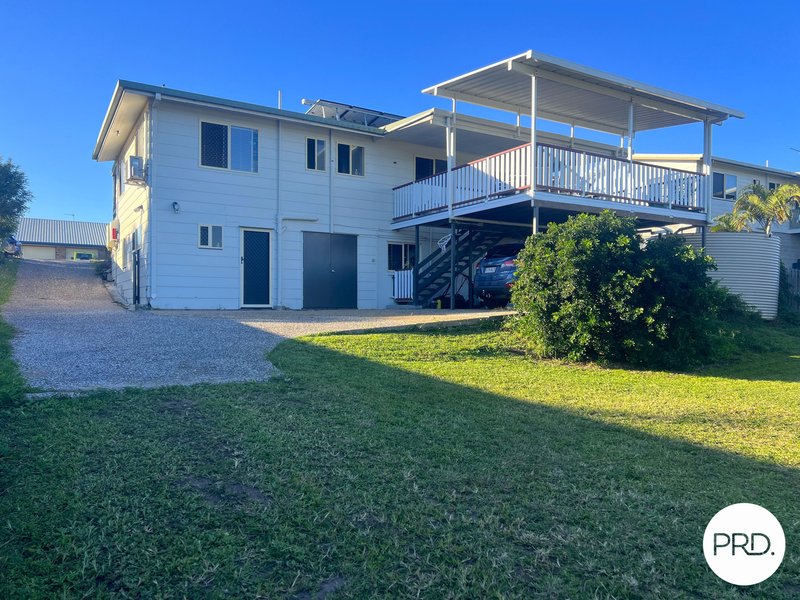 Photo - 70 Cremorne Drive, Tannum Sands QLD 4680 - Image 2