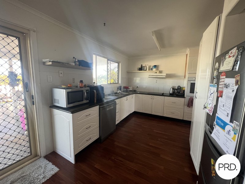 Photo - 70 Cremorne Drive, Tannum Sands QLD 4680 - Image 5