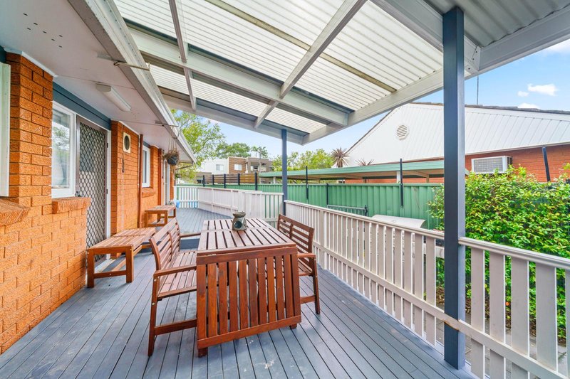 Photo - 70 Dernancourt Parade, Milperra NSW 2214 - Image 8