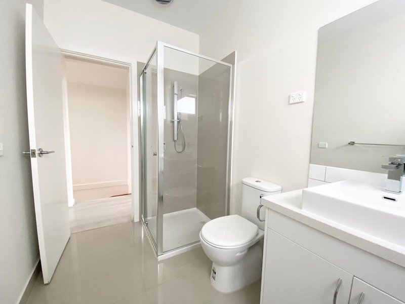 Photo - 70 Dudley Street, Wallan VIC 3756 - Image 9