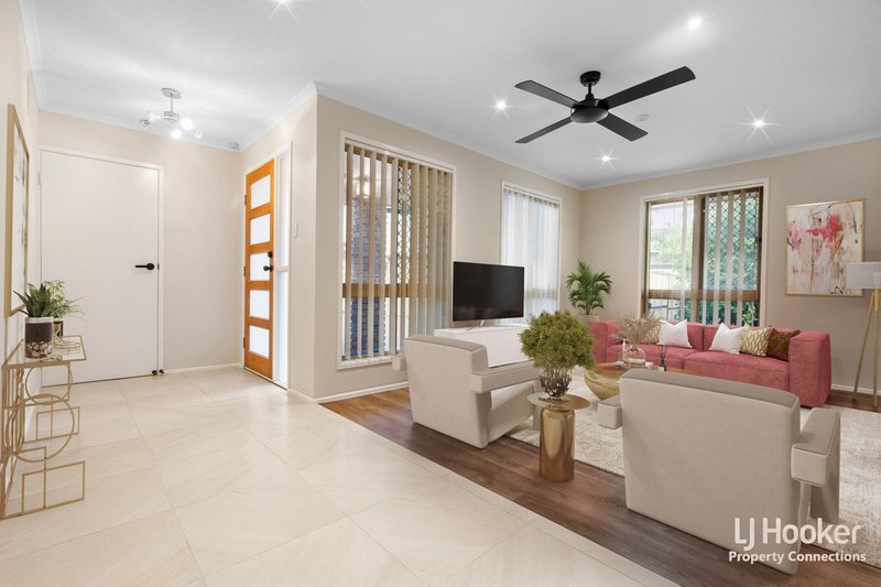 Photo - 70 Durham Crescent, Bray Park QLD 4500 - Image 2