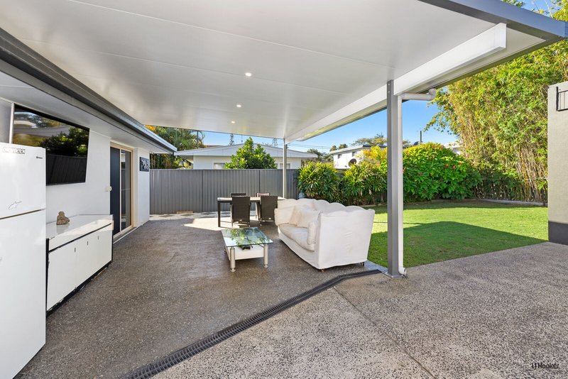 Photo - 70 Dutton Street, Coolangatta QLD 4225 - Image