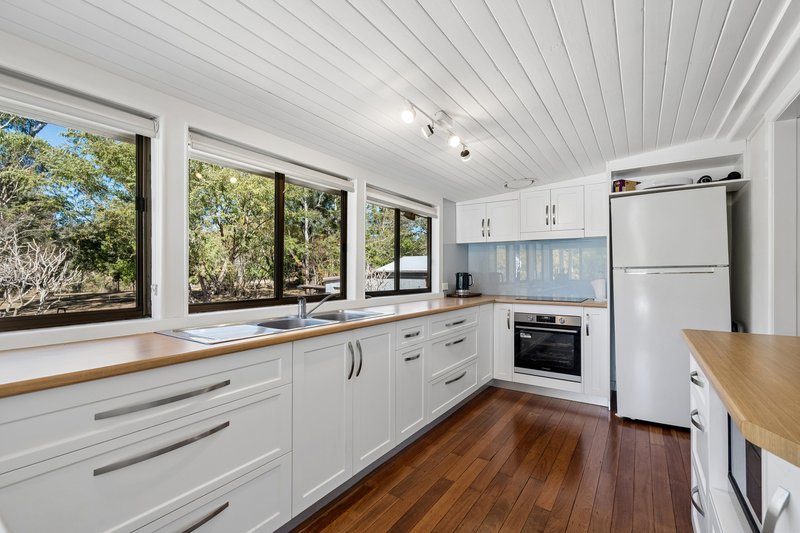 Photo - 70 East Street, Esk QLD 4312 - Image 6