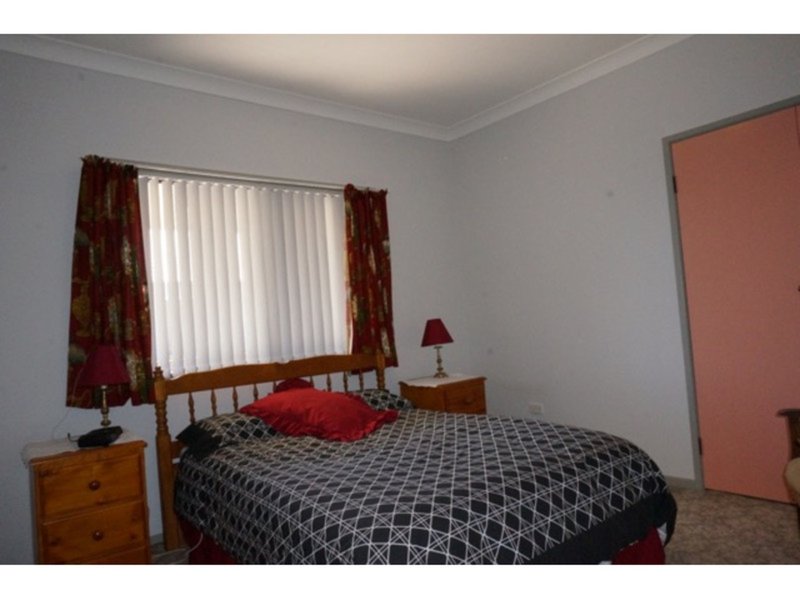 Photo - 70 Edmund Street, Sanctuary Point NSW 2540 - Image 10