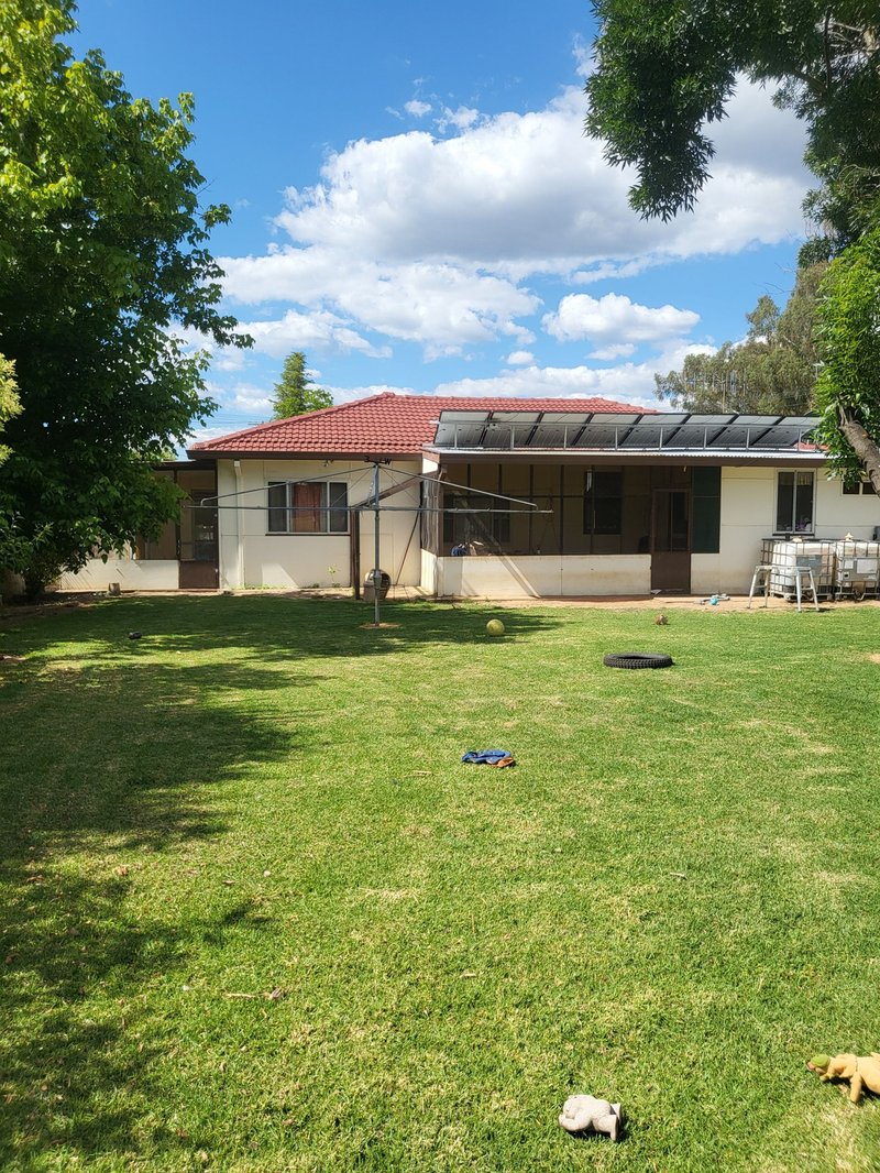 Photo - 70 Edwards Street, Coonabarabran NSW 2357 - Image 17