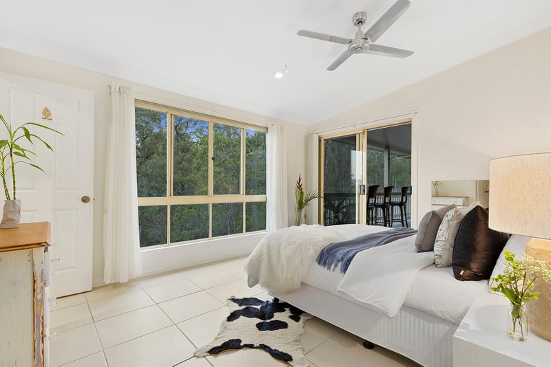 Photo - 70 Falconglen Place, Ferny Grove QLD 4055 - Image 9