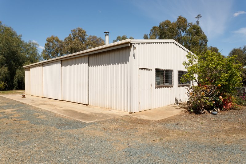 Photo - 70 Ferguson Road, Tatura VIC 3616 - Image 18