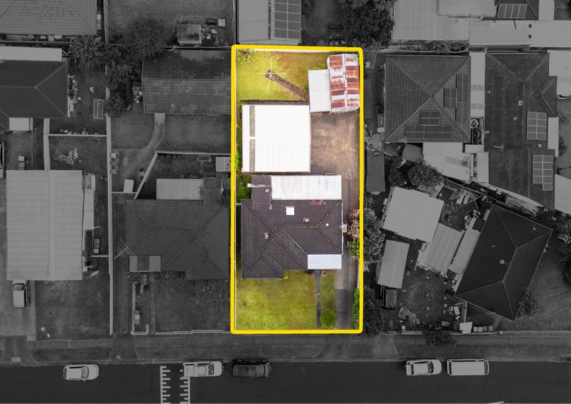 Photo - 70 Ferngrove Road, Canley Heights NSW 2166 - Image 19