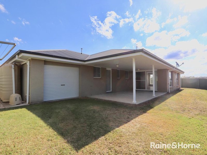 Photo - 70 Freeman Circuit, Llanarth NSW 2795 - Image 14