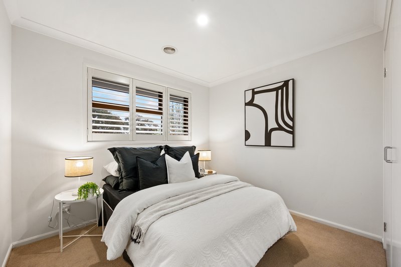 Photo - 70 Frontier Avenue, Greenvale VIC 3059 - Image 14