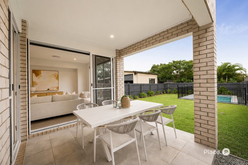 Photo - 70 Gatling Road, Cannon Hill QLD 4170 - Image 12